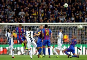 哈兰德与姆巴佩欧冠巅峰对决引发全球足球热潮